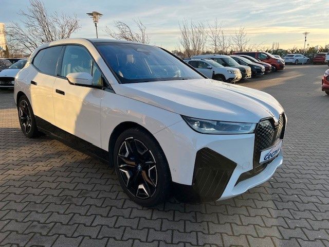 BMW iX 2022
