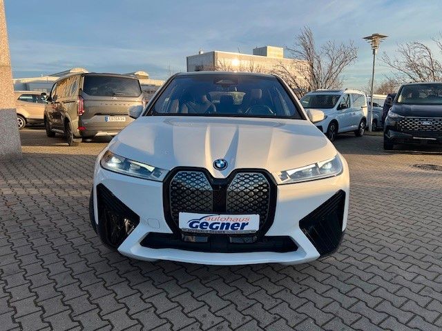 BMW iX 2022