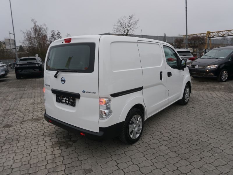 Nissan e-NV200 2021