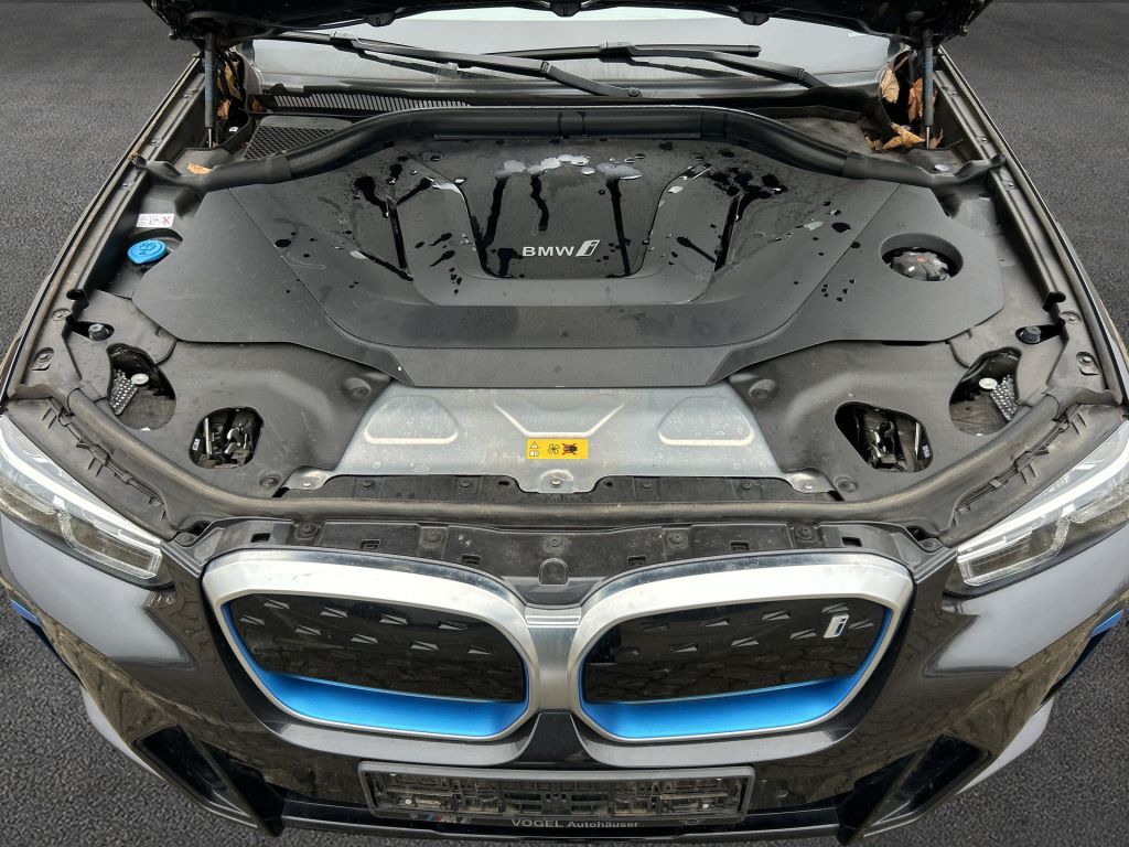 BMW iX3 2022