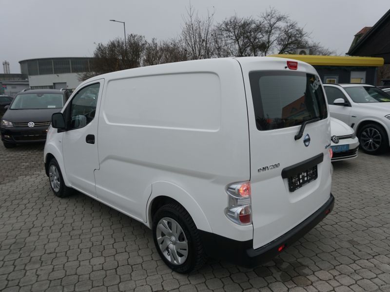 Nissan e-NV200 2021
