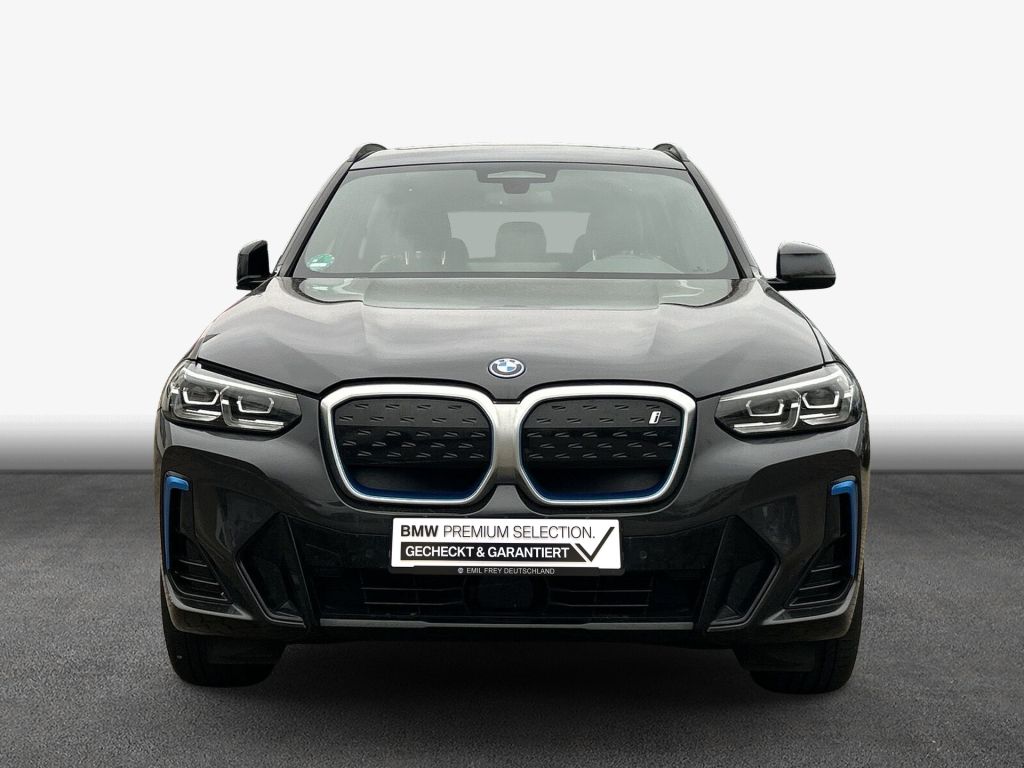 BMW iX3 2022