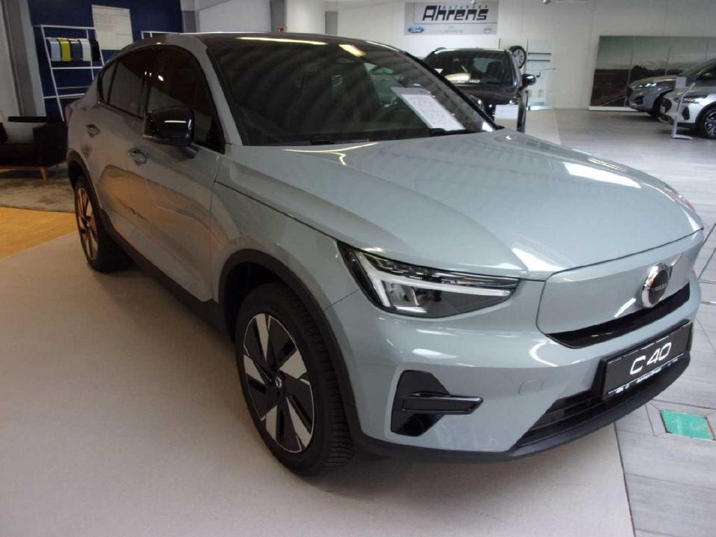 Volvo C40 2025