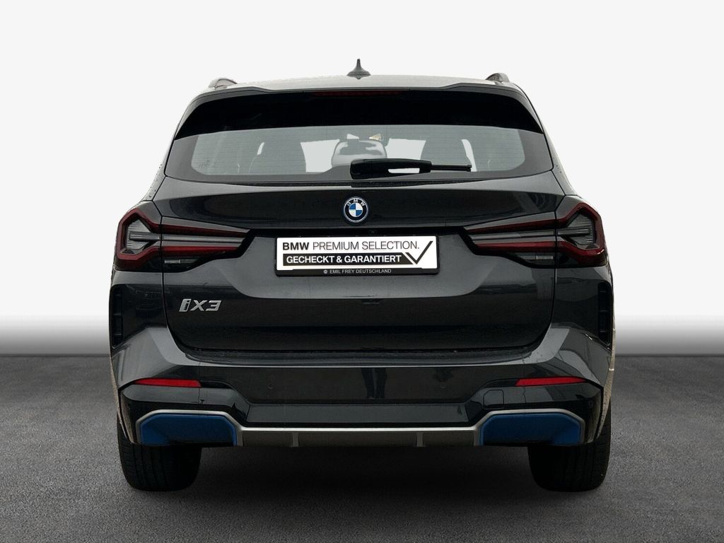 BMW iX3 2022