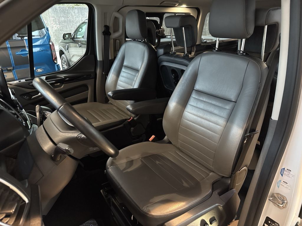 Ford Tourneo Custom 2019