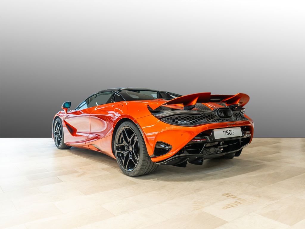 McLaren 750S