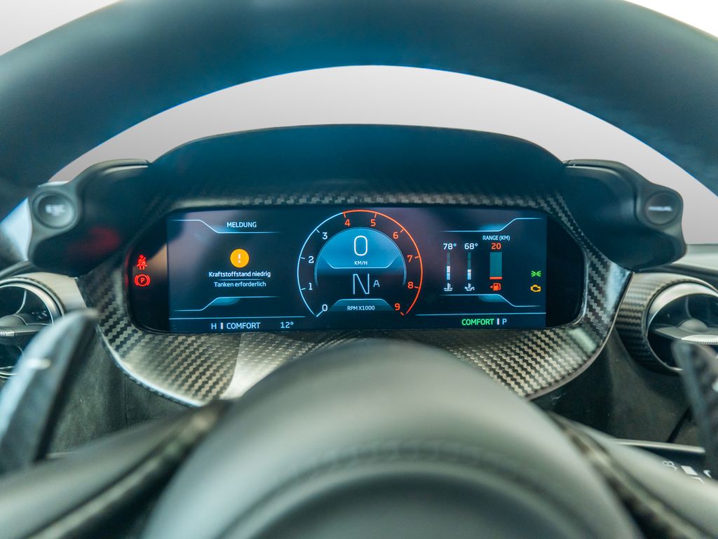 McLaren 750S