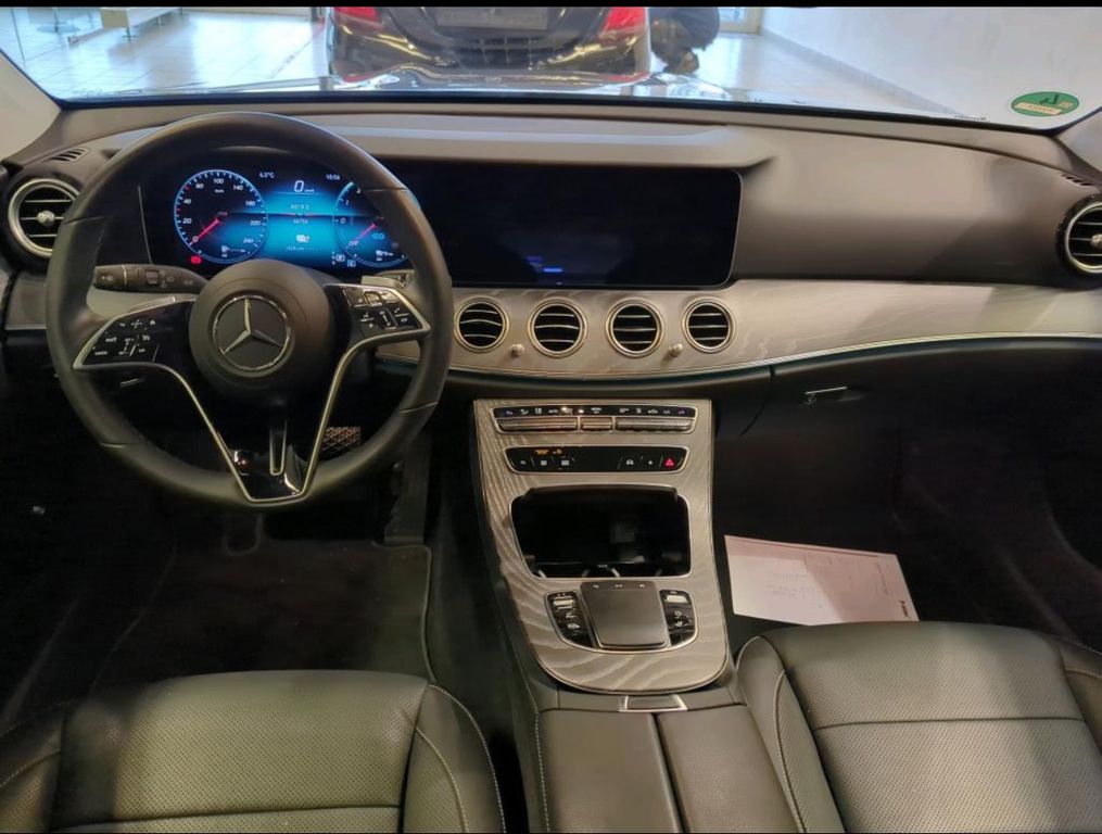 Mercedes-Benz E 300 2022