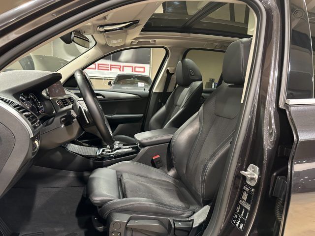BMW X3 2021