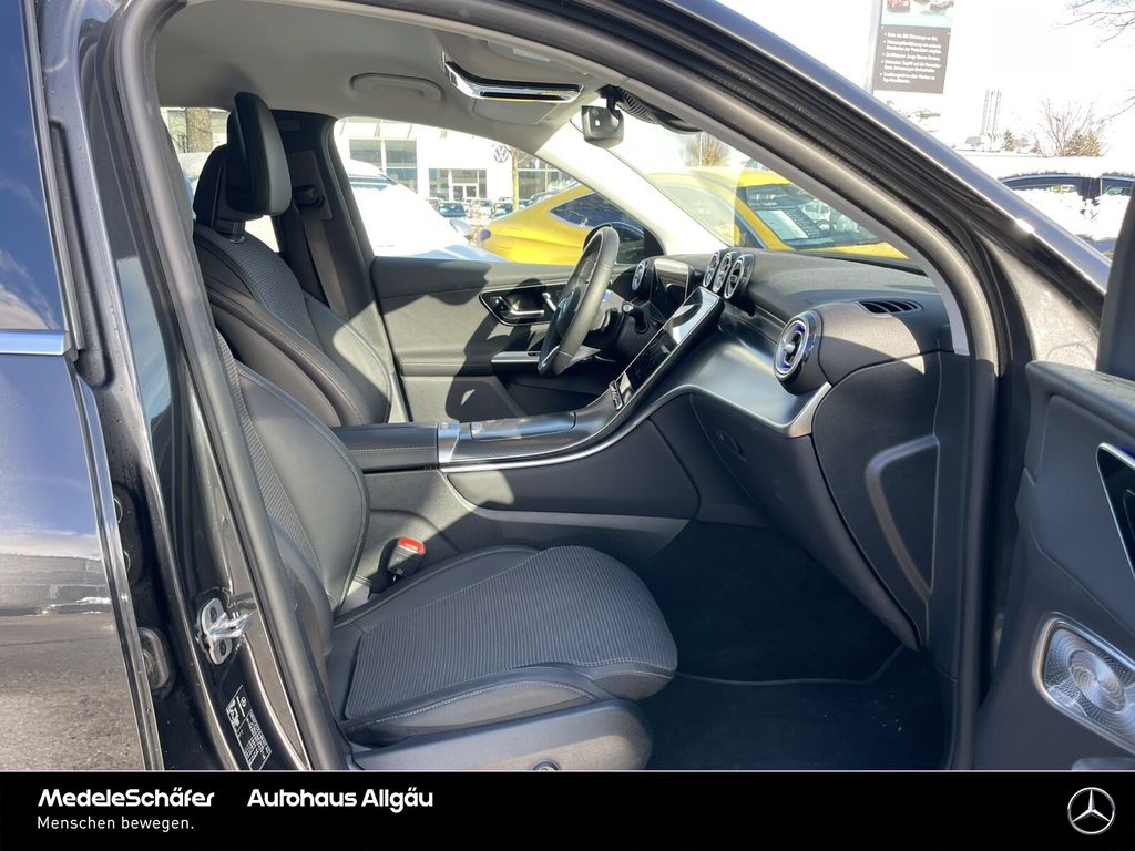 Mercedes-Benz GLC 300 2025