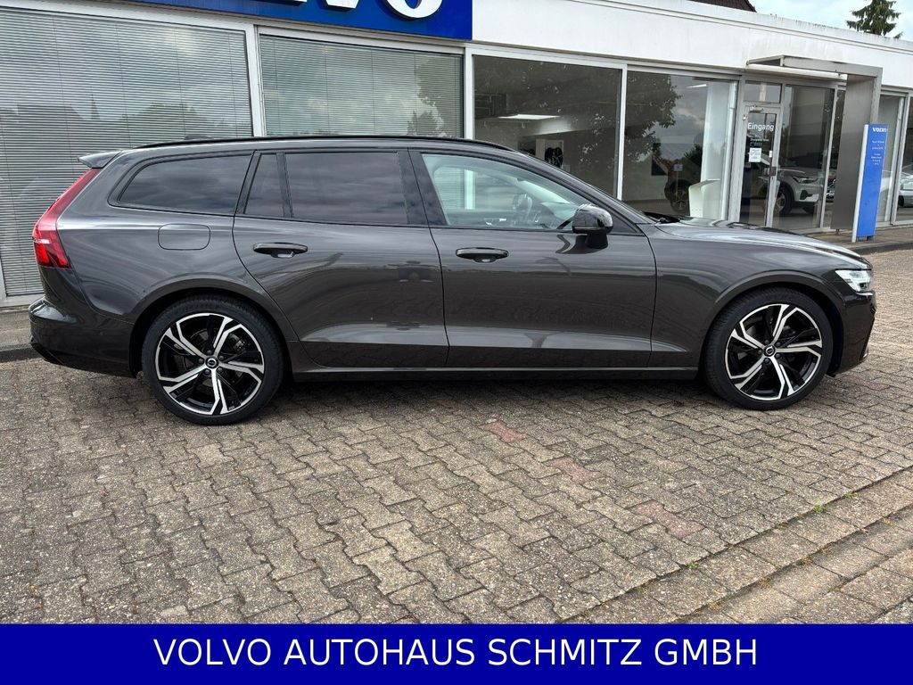 Volvo V60 2023