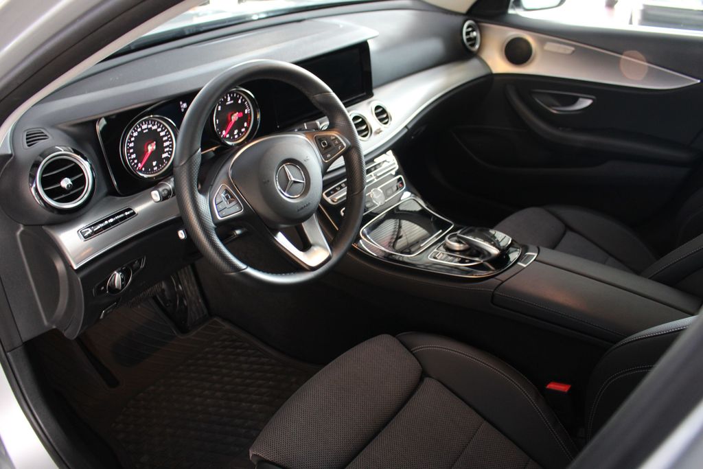 Mercedes-Benz E 220 2018