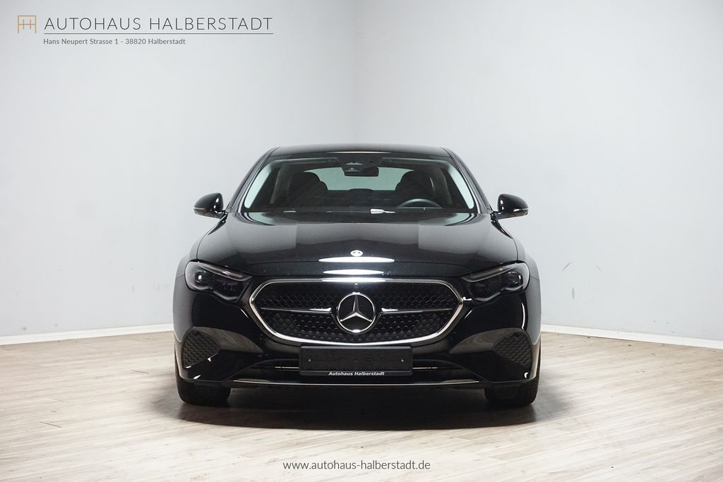 Mercedes-Benz E 220 2025