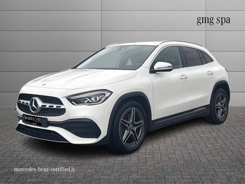 Mercedes-Benz GLA 200 2022