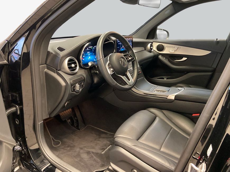 Mercedes-Benz GLC 300 2021