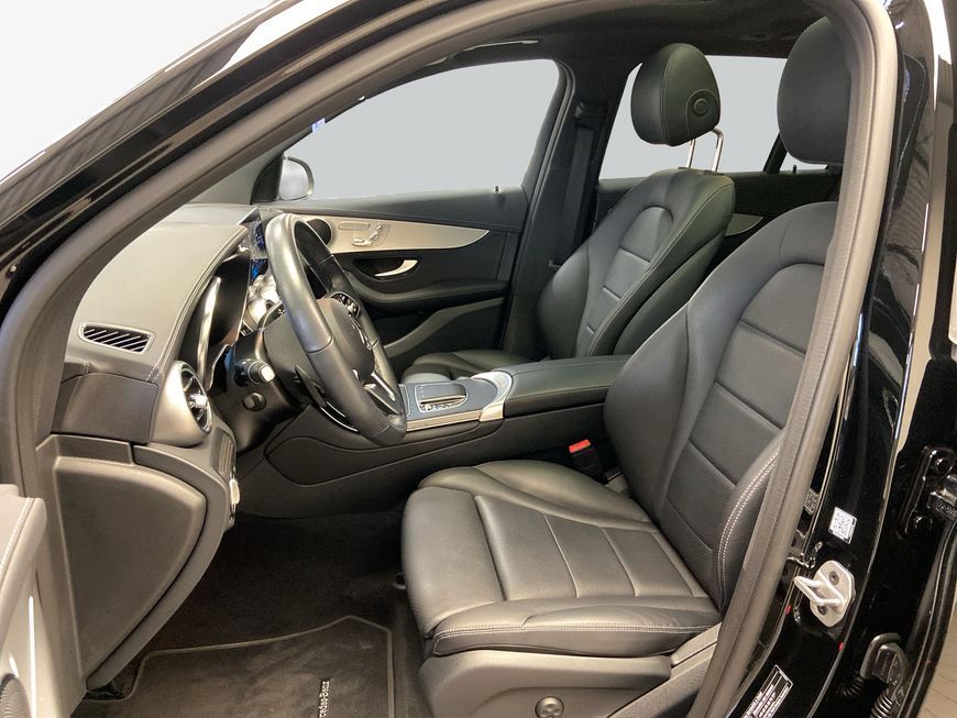 Mercedes-Benz GLC 300 2021