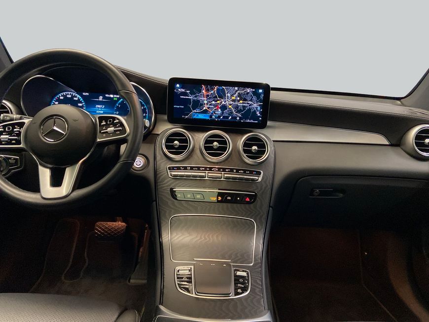 Mercedes-Benz GLC 300 2021