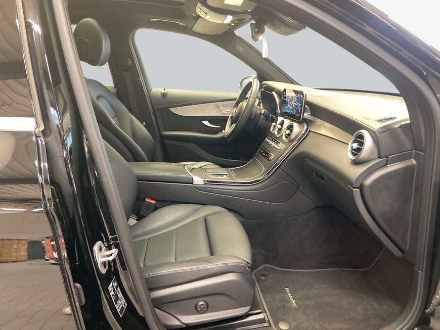 Mercedes-Benz GLC 300 2021