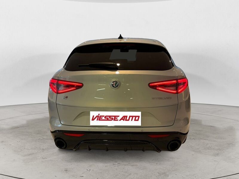 Alfa Romeo Stelvio 2024