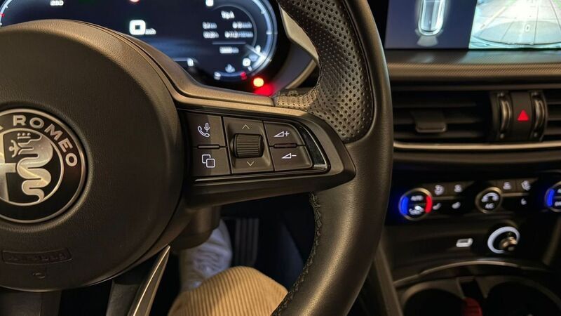 Alfa Romeo Stelvio 2024