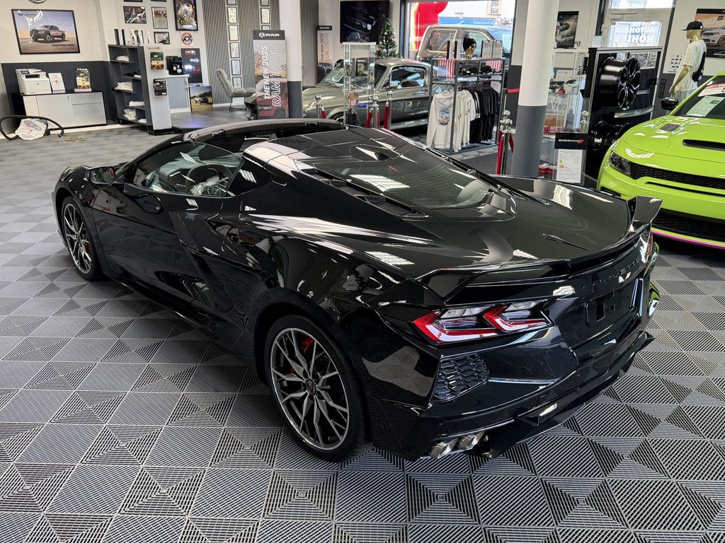 Corvette C8