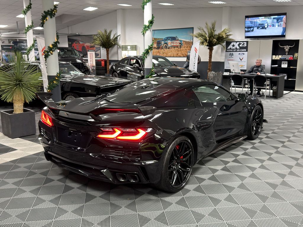 Corvette C8