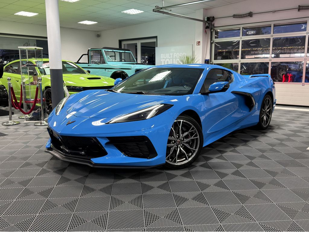 Corvette C8