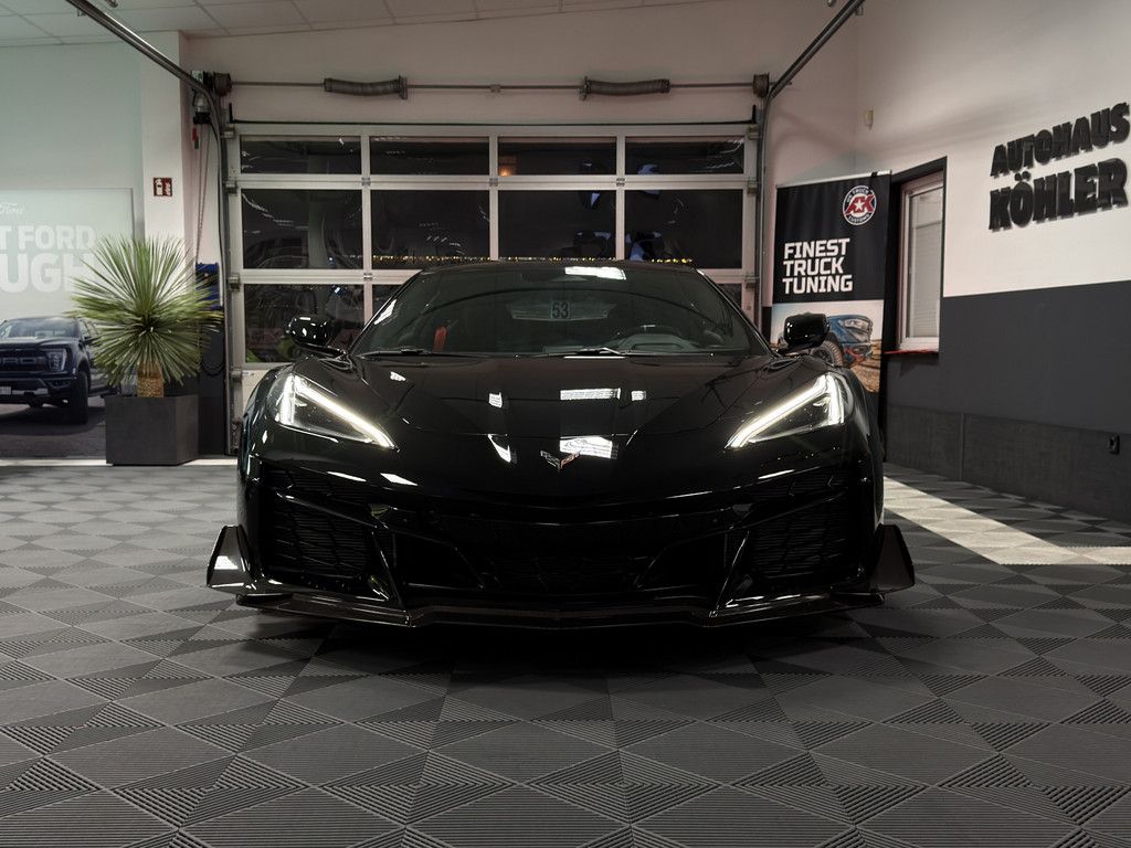 Corvette C8