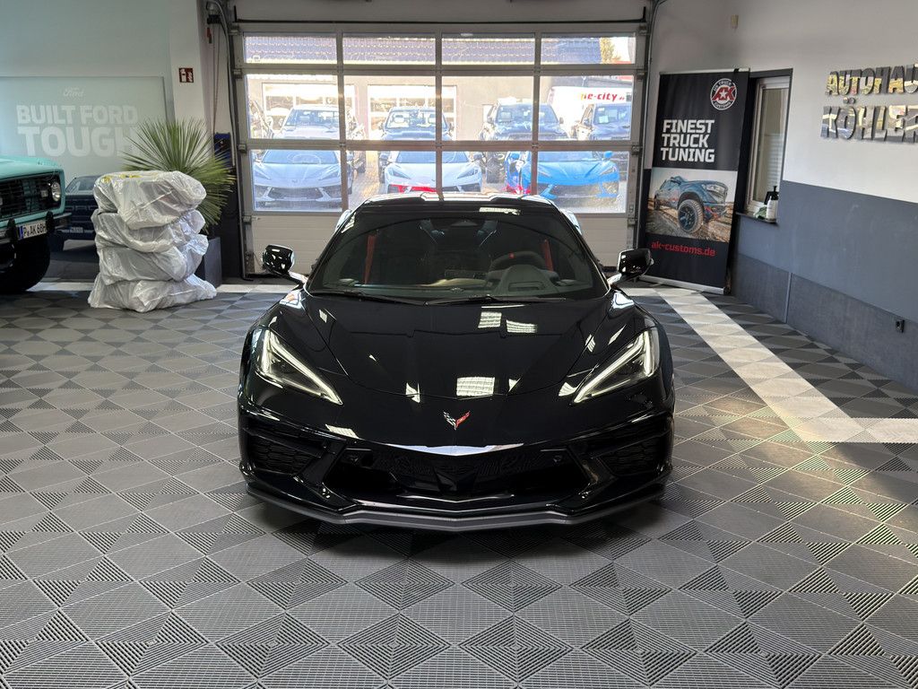 Corvette C8
