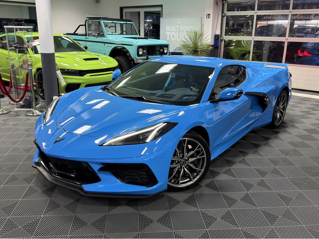 Corvette C8