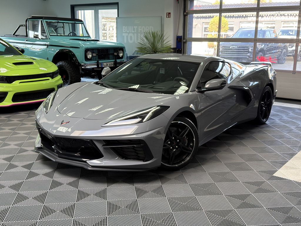 Corvette C8