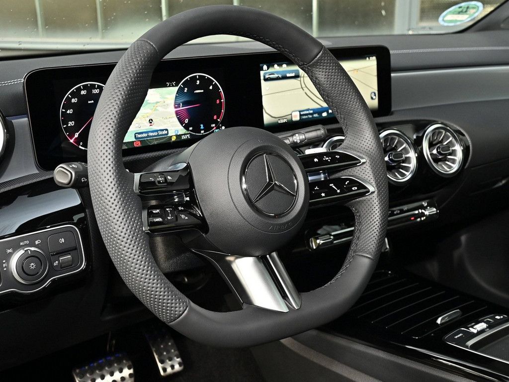 Mercedes-Benz CLA 220 Shooting Brake 2025
