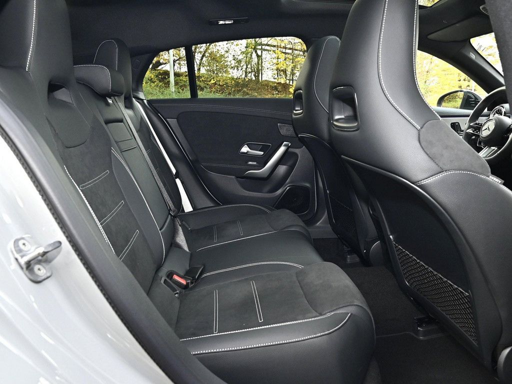 Mercedes-Benz CLA 220 Shooting Brake 2025