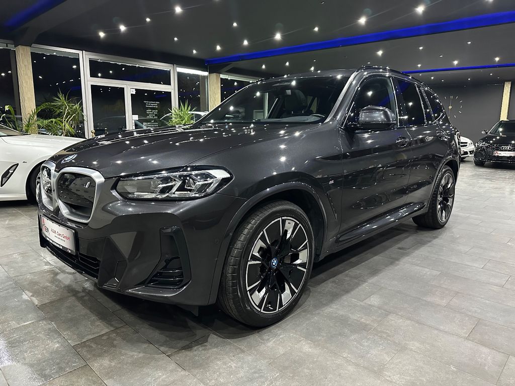 BMW iX3 2023