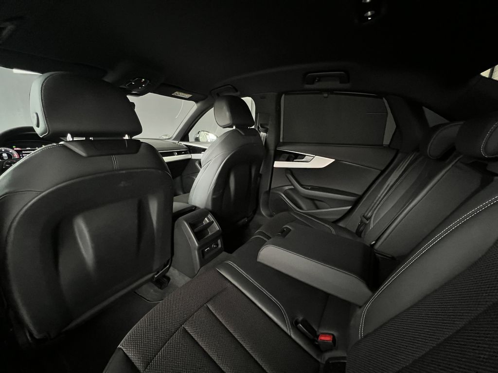 Audi A4 2022