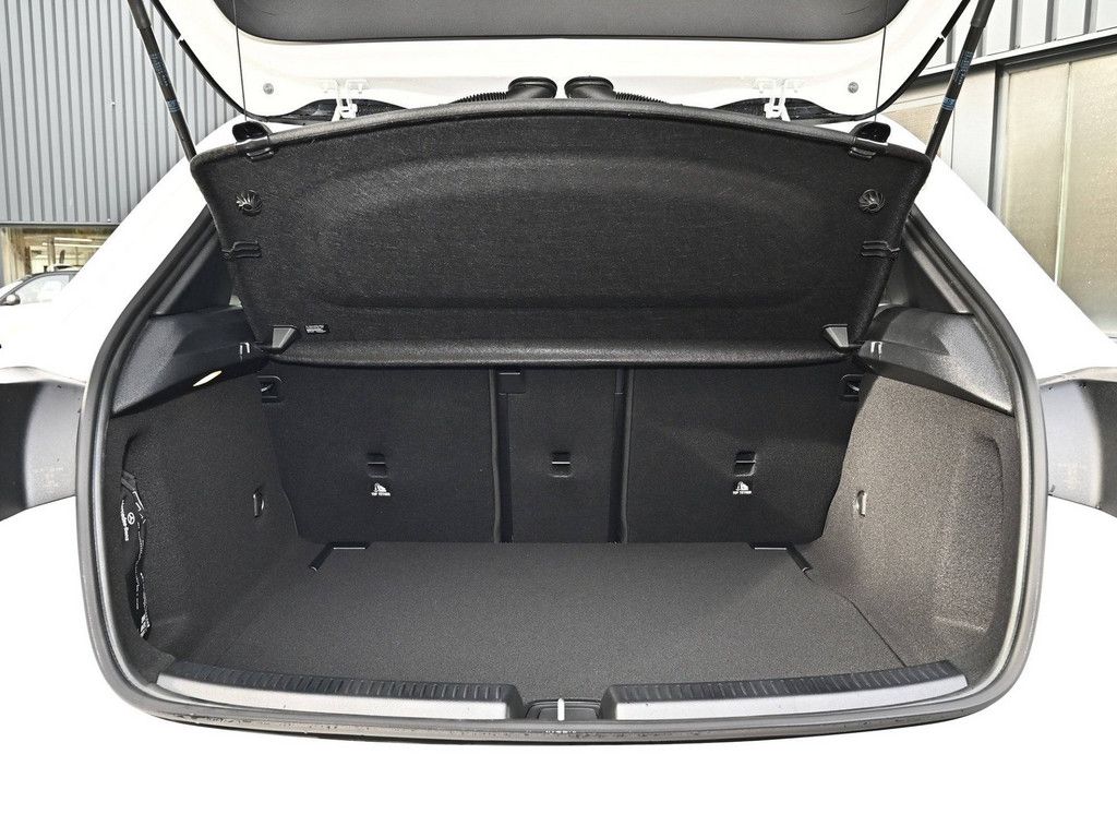 Mercedes-Benz A 180 2025