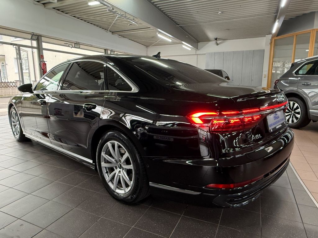 Audi A8 2023