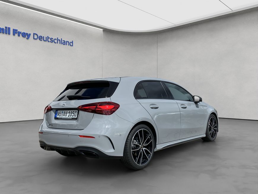 Mercedes-Benz A 180 2025