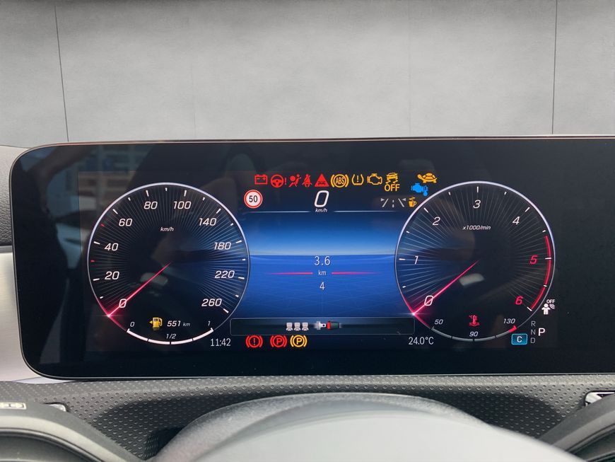 Mercedes-Benz A 180 2025