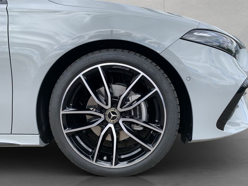 Mercedes-Benz A 180 2025