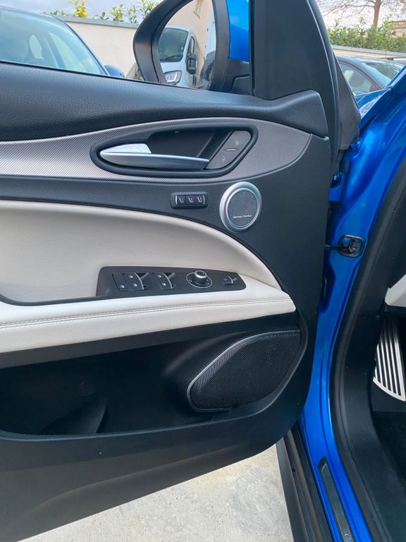 Alfa Romeo Stelvio 2020