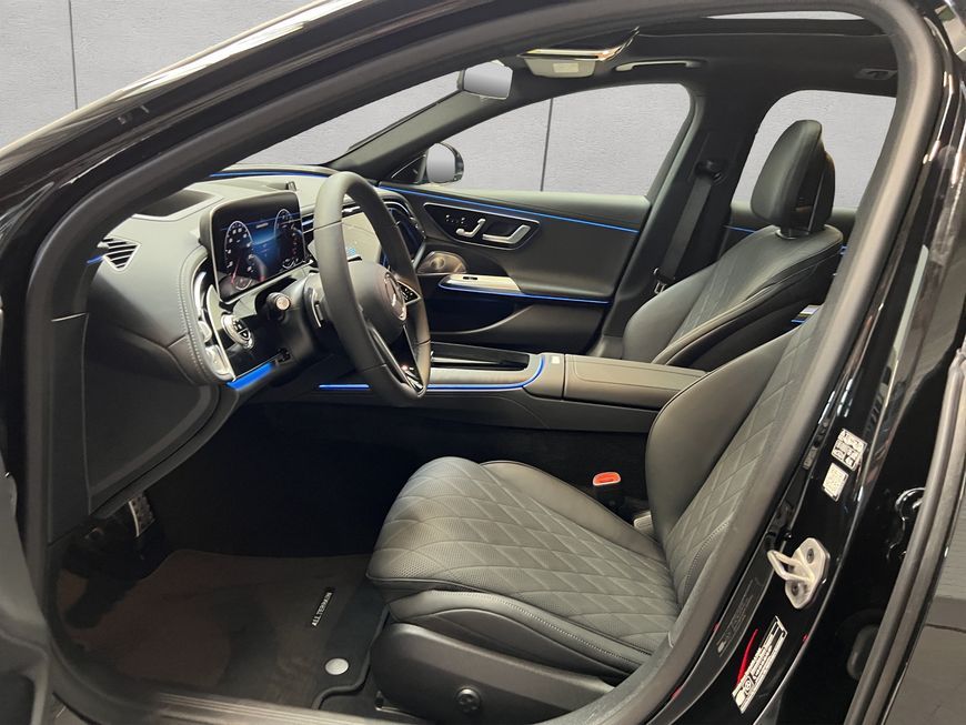 Mercedes-Benz E 300 2025