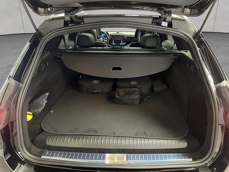 Mercedes-Benz E 300 2025