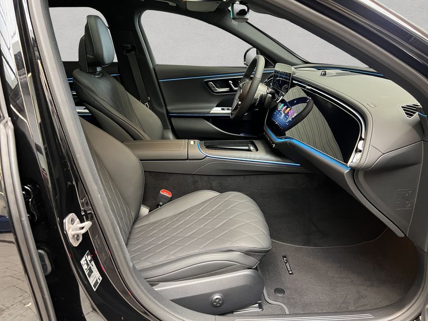 Mercedes-Benz E 300 2025