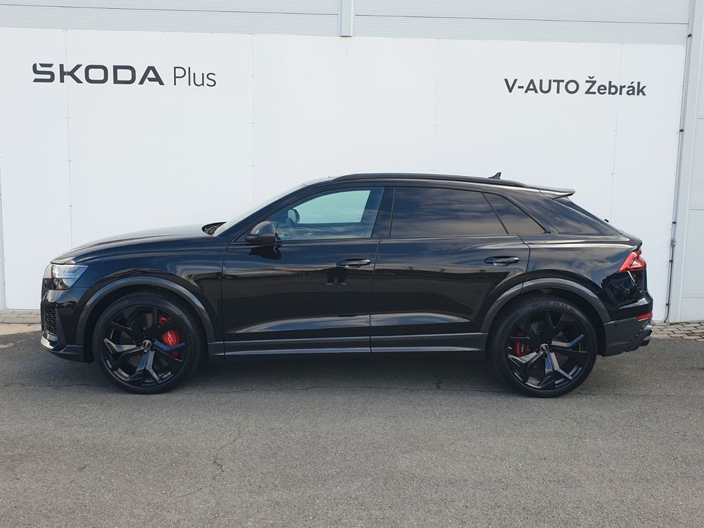 Audi RSQ8 2023