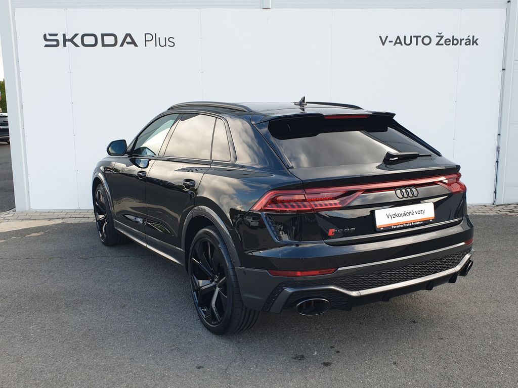 Audi RSQ8 2023