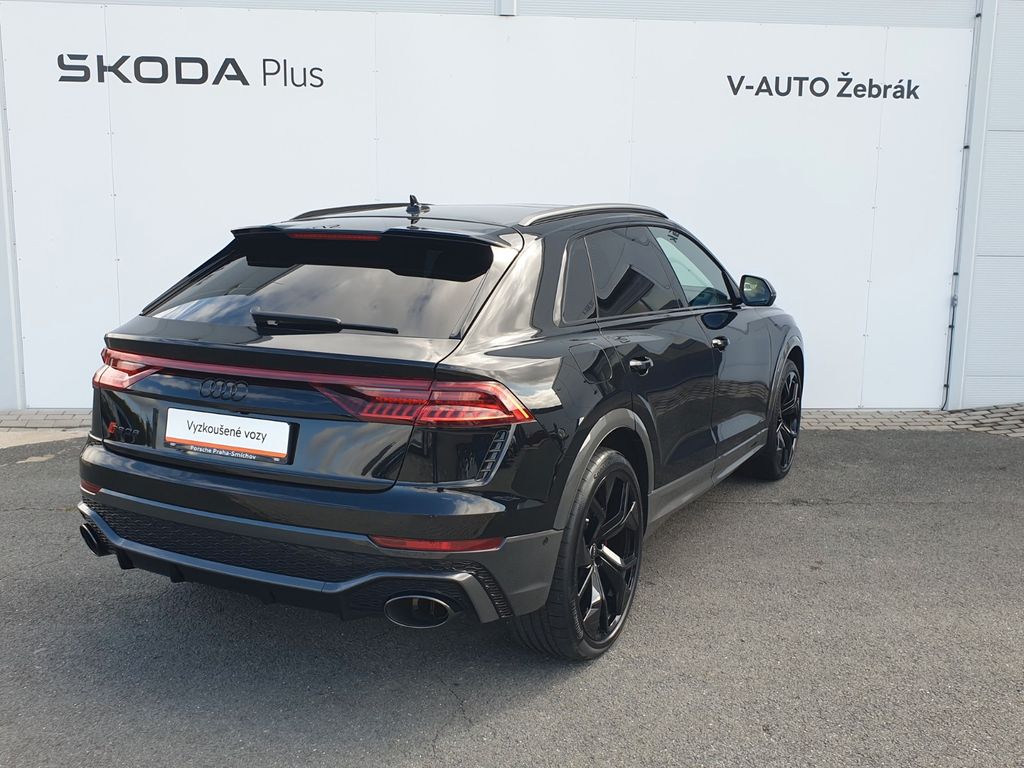 Audi RSQ8 2023