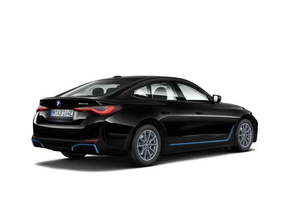 BMW i4 2023