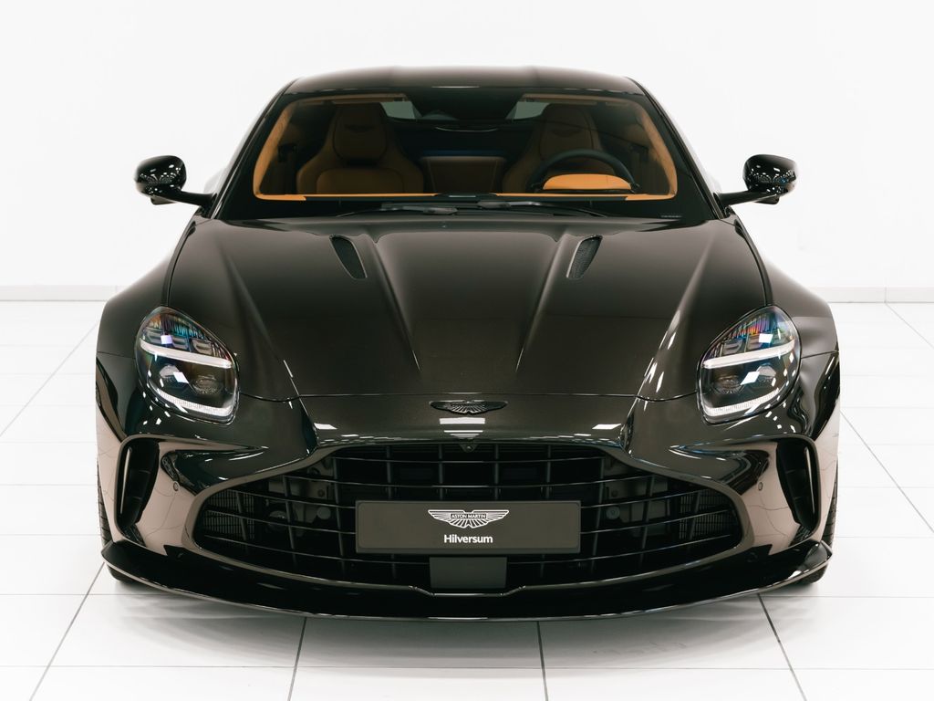 Aston Martin V8 Vantage 2025