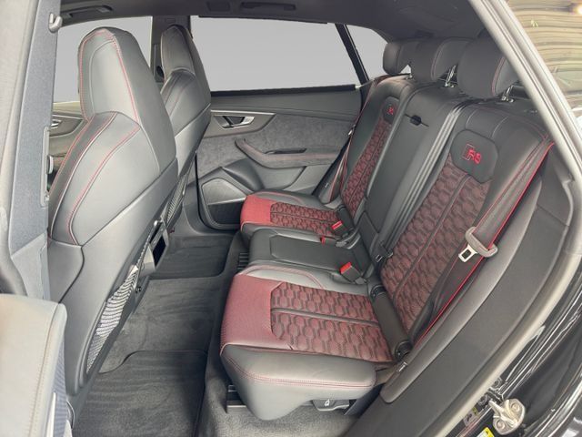 Audi RSQ8 2025